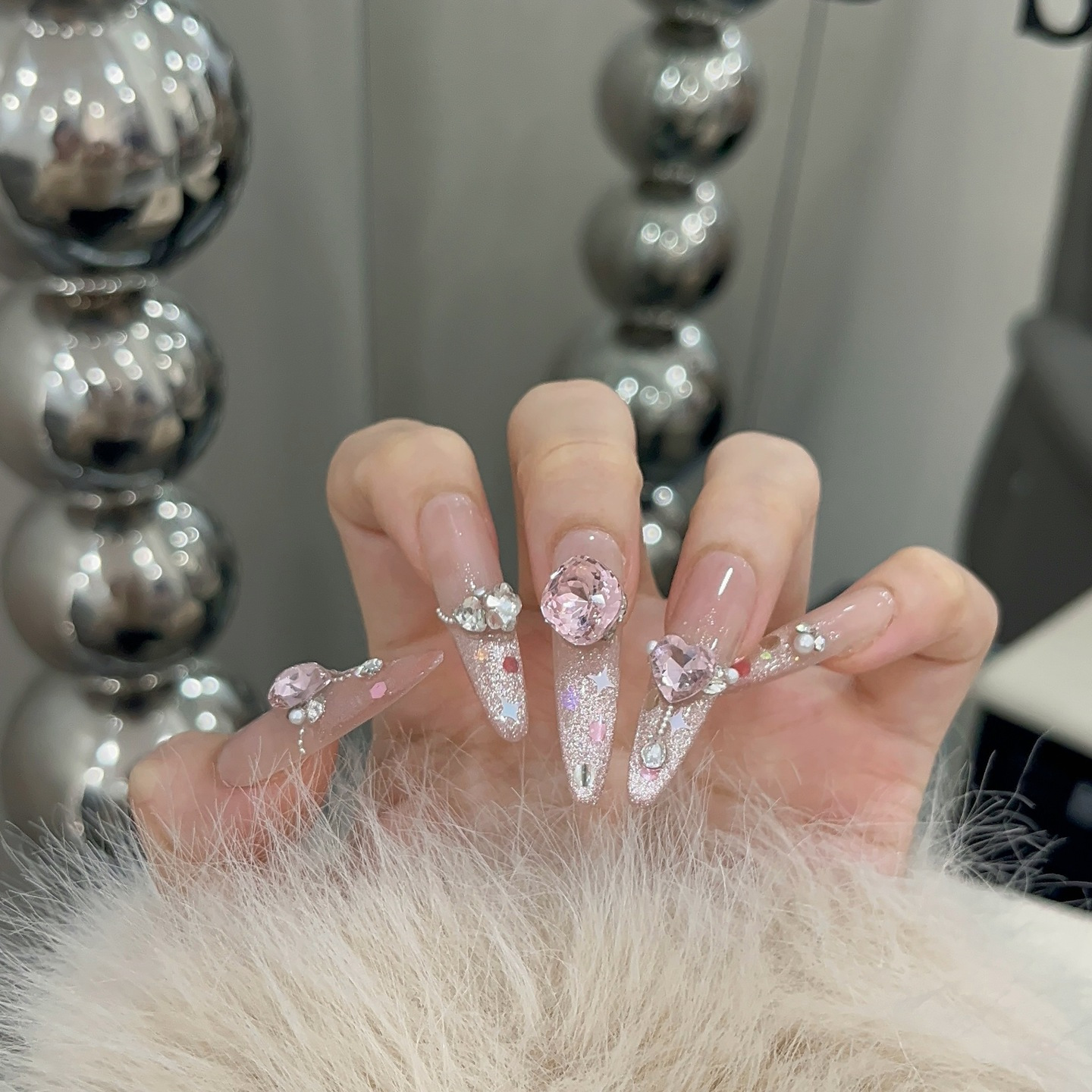 French Glimmer Claws